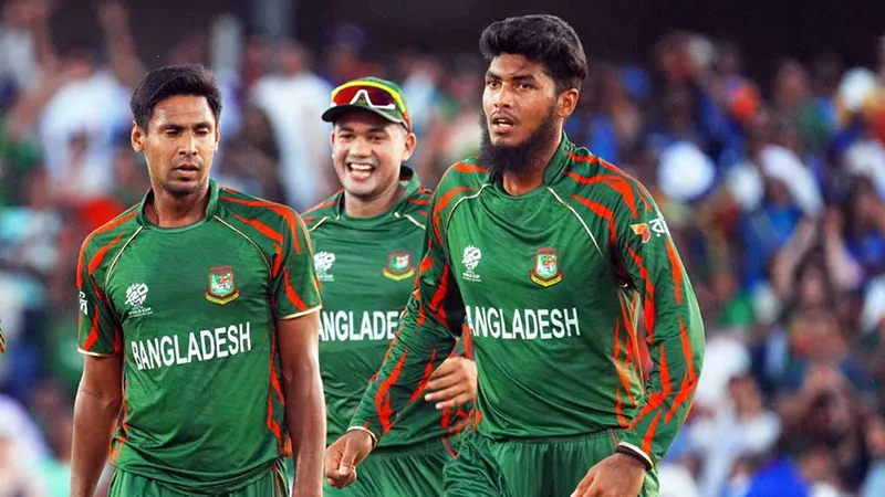 Keeper Catch Wicketkeeper making diving catch behind stumps